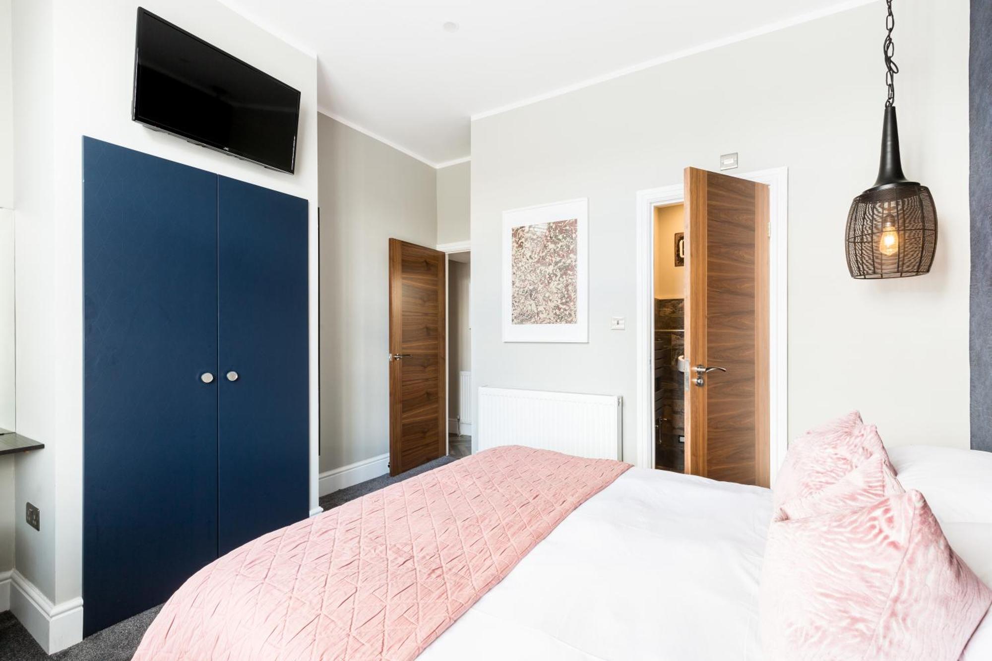 L-Spa Boutique Apartments Лемингтън Спа Стая снимка